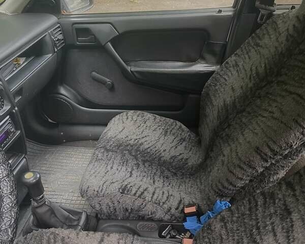 Опель Вектра 1990 в Ровно на Automoto.ua Белый Опель Вектра, объемом двигателя 2 л и пробегом 275 тыс. км за 1450 $, фото 3 на Automoto.ua