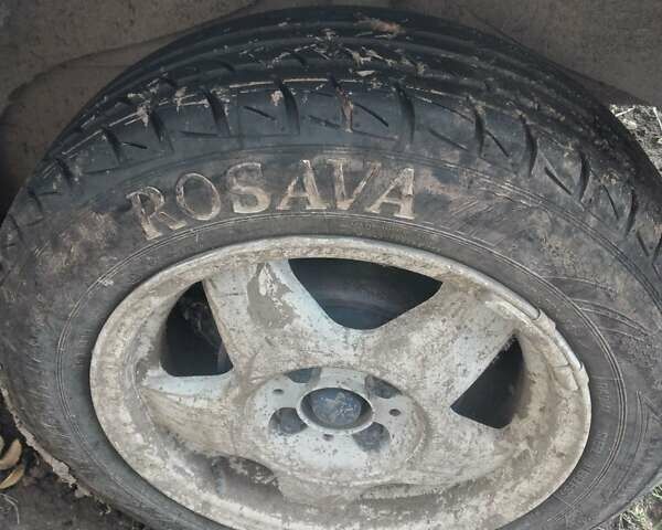 Белый Опель Вектра, объемом двигателя 1.8 л и пробегом 200 тыс. км за 1200 $, фото 4 на Automoto.ua