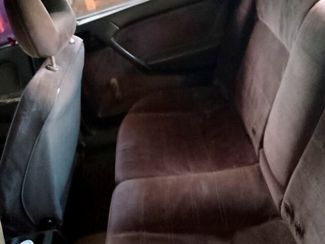 Белый Опель Вектра, объемом двигателя 2 л и пробегом 350 тыс. км за 700 $, фото 7 на Automoto.ua