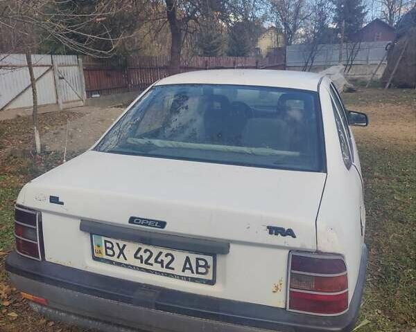 Білий Опель Вектра, об'ємом двигуна 1.7 л та пробігом 260 тис. км за 1000 $, фото 2 на Automoto.ua