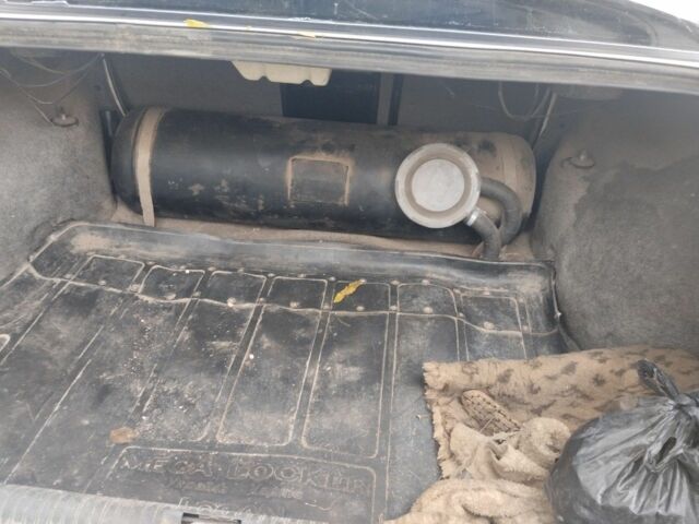 Белый Опель Вектра, объемом двигателя 0 л и пробегом 333 тыс. км за 500 $, фото 4 на Automoto.ua