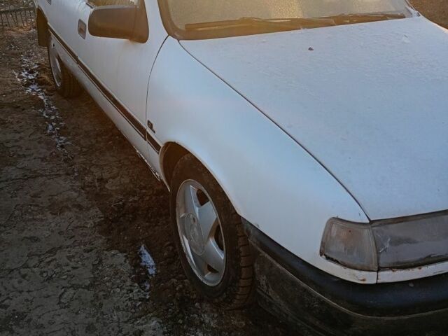 Белый Опель Вектра, объемом двигателя 1.6 л и пробегом 750 тыс. км за 1044 $, фото 1 на Automoto.ua