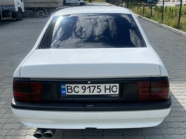 Білий Опель Вектра, об'ємом двигуна 1.6 л та пробігом 345 тис. км за 1450 $, фото 2 на Automoto.ua