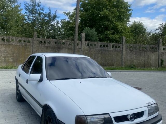 Білий Опель Вектра, об'ємом двигуна 1.6 л та пробігом 345 тис. км за 1650 $, фото 1 на Automoto.ua