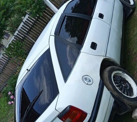 Белый Опель Вектра, объемом двигателя 0 л и пробегом 500 тыс. км за 850 $, фото 3 на Automoto.ua