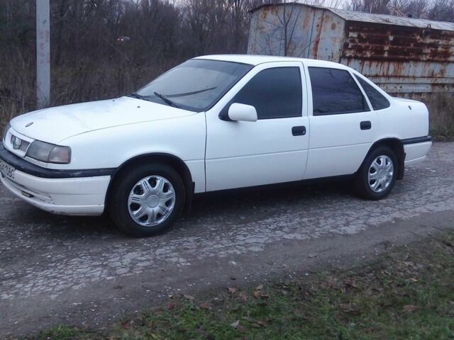 Белый Опель Вектра, объемом двигателя 0 л и пробегом 180 тыс. км за 1300 $, фото 1 на Automoto.ua