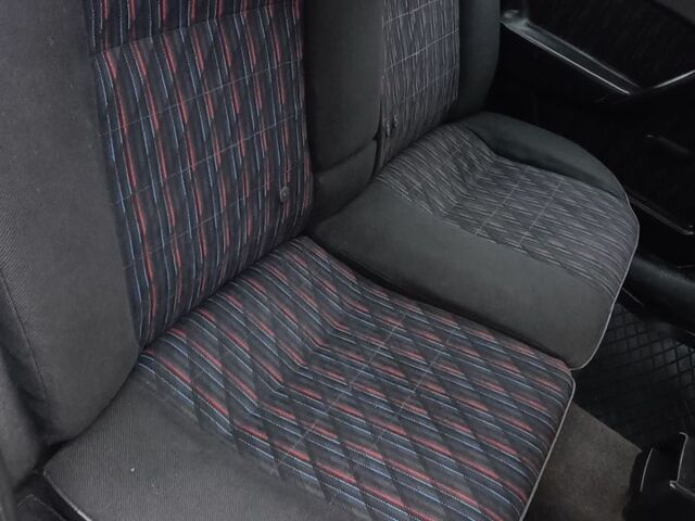 Белый Опель Вектра, объемом двигателя 1.8 л и пробегом 250 тыс. км за 1250 $, фото 19 на Automoto.ua