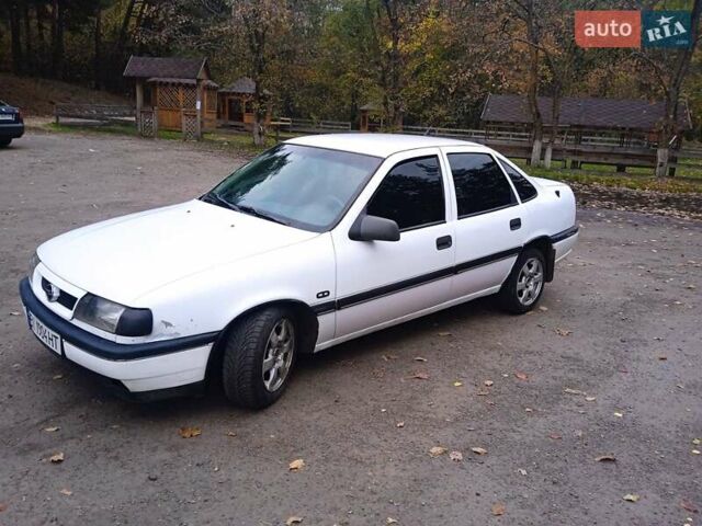 Белый Опель Вектра, объемом двигателя 2 л и пробегом 220 тыс. км за 1600 $, фото 5 на Automoto.ua