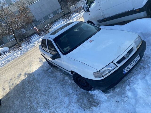 Белый Опель Вектра, объемом двигателя 2 л и пробегом 250 тыс. км за 1300 $, фото 1 на Automoto.ua