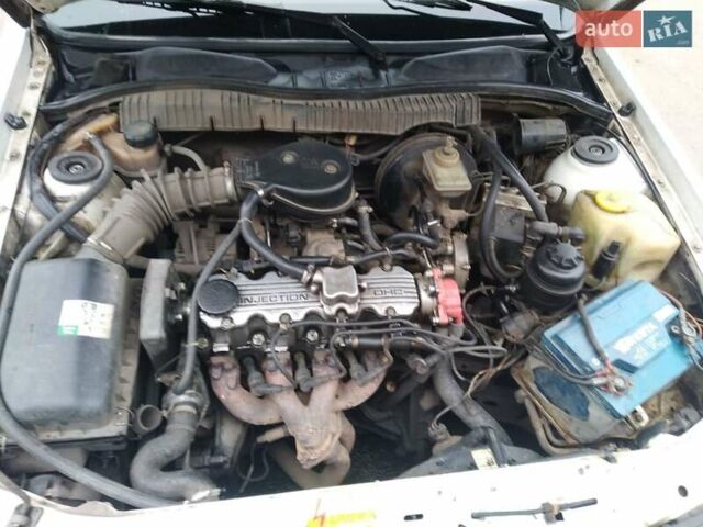 Белый Опель Вектра, объемом двигателя 1.8 л и пробегом 432 тыс. км за 2490 $, фото 5 на Automoto.ua