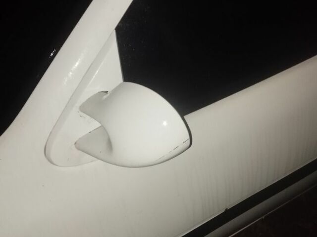 Белый Опель Вектра, объемом двигателя 0 л и пробегом 210 тыс. км за 404 $, фото 3 на Automoto.ua