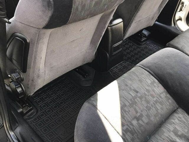 Белый Опель Вектра, объемом двигателя 1.8 л и пробегом 360 тыс. км за 2500 $, фото 13 на Automoto.ua