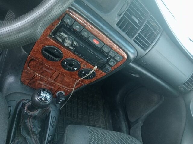 Білий Опель Вектра, об'ємом двигуна 3 л та пробігом 357 тис. км за 2000 $, фото 13 на Automoto.ua