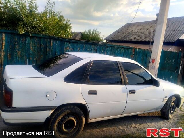 Білий Опель Вектра, об'ємом двигуна 2 л та пробігом 200 тис. км за 850 $, фото 2 на Automoto.ua