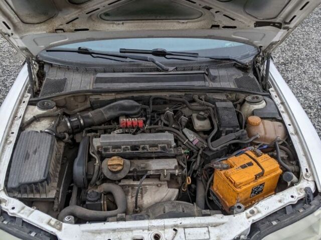 Білий Опель Вектра, об'ємом двигуна 1.8 л та пробігом 308 тис. км за 1400 $, фото 6 на Automoto.ua