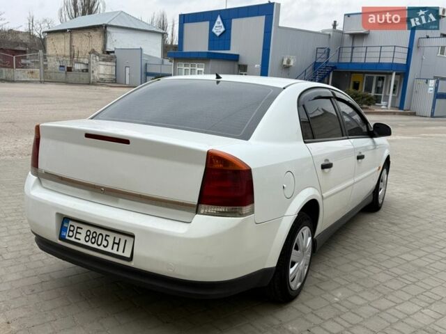 Белый Опель Вектра, объемом двигателя 2 л и пробегом 267 тыс. км за 3550 $, фото 16 на Automoto.ua