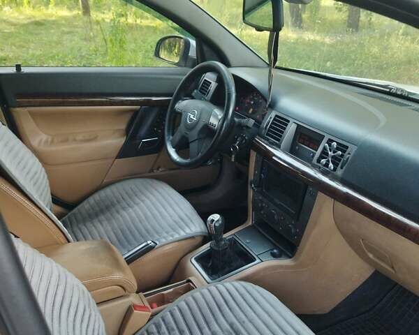 Белый Опель Вектра, объемом двигателя 1.8 л и пробегом 370 тыс. км за 4500 $, фото 9 на Automoto.ua