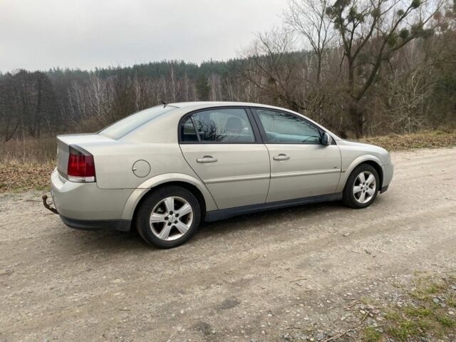 Білий Опель Вектра, об'ємом двигуна 1.9 л та пробігом 239 тис. км за 1799 $, фото 5 на Automoto.ua