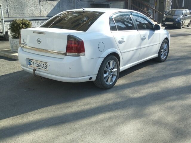 Білий Опель Вектра, об'ємом двигуна 2.2 л та пробігом 250 тис. км за 4500 $, фото 4 на Automoto.ua