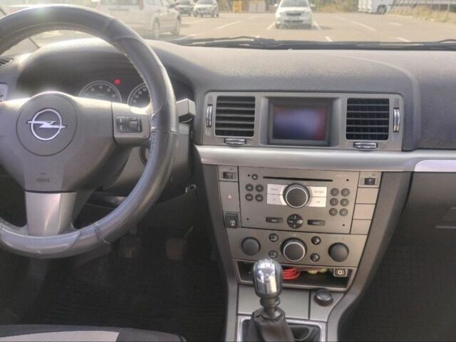 Білий Опель Вектра, об'ємом двигуна 2.2 л та пробігом 249 тис. км за 5900 $, фото 10 на Automoto.ua