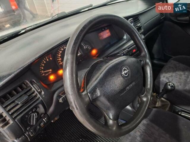 Белый Опель Вектра, объемом двигателя 2 л и пробегом 429 тыс. км за 2600 $, фото 36 на Automoto.ua