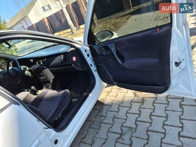 Белый Опель Вектра, объемом двигателя 2 л и пробегом 429 тыс. км за 2600 $, фото 24 на Automoto.ua