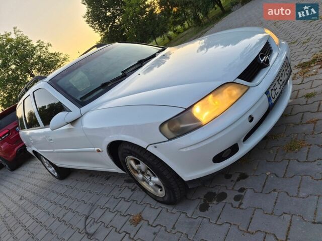 Білий Опель Вектра, об'ємом двигуна 2 л та пробігом 111 тис. км за 2300 $, фото 11 на Automoto.ua