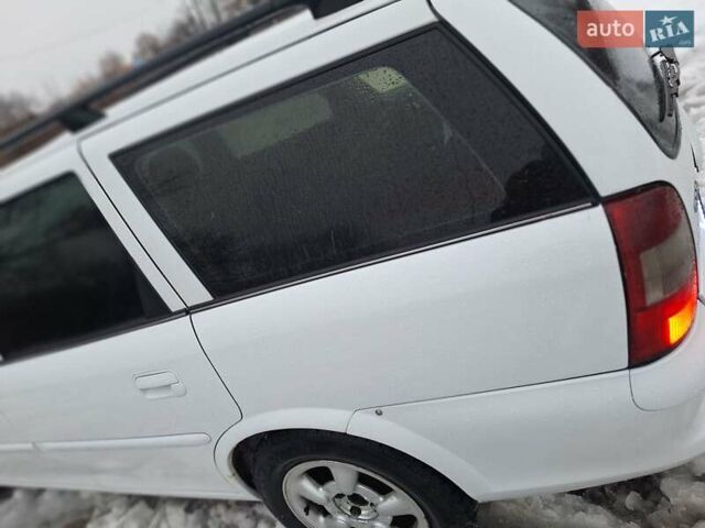 Белый Опель Вектра, объемом двигателя 2 л и пробегом 429 тыс. км за 2500 $, фото 28 на Automoto.ua