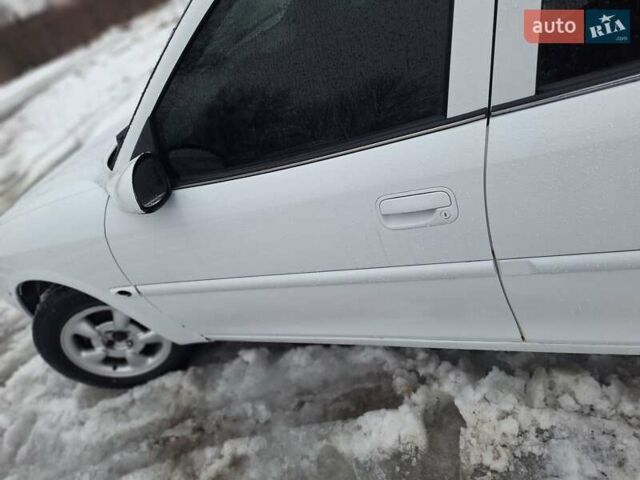 Белый Опель Вектра, объемом двигателя 2 л и пробегом 429 тыс. км за 2500 $, фото 7 на Automoto.ua