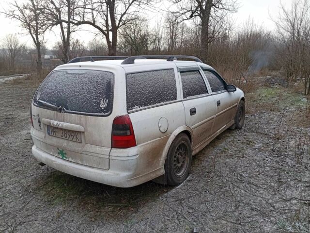 Білий Опель Вектра, об'ємом двигуна 2 л та пробігом 430 тис. км за 1047 $, фото 2 на Automoto.ua