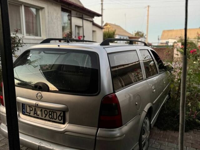 Білий Опель Вектра, об'ємом двигуна 2 л та пробігом 400 тис. км за 840 $, фото 4 на Automoto.ua