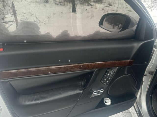 Белый Опель Вектра, объемом двигателя 3 л и пробегом 290 тыс. км за 1918 $, фото 8 на Automoto.ua