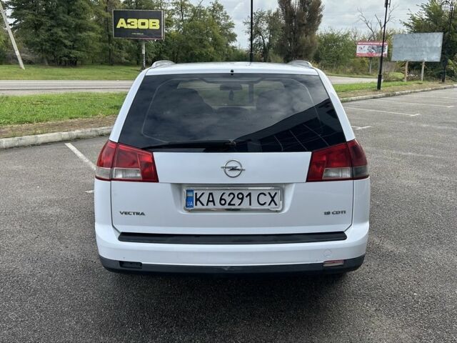 Белый Опель Вектра, объемом двигателя 1.9 л и пробегом 205 тыс. км за 3950 $, фото 6 на Automoto.ua