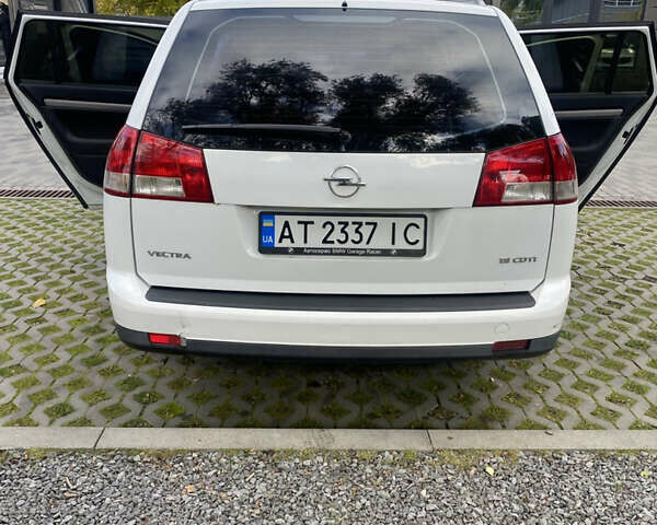 Белый Опель Вектра, объемом двигателя 1.91 л и пробегом 380 тыс. км за 4700 $, фото 38 на Automoto.ua