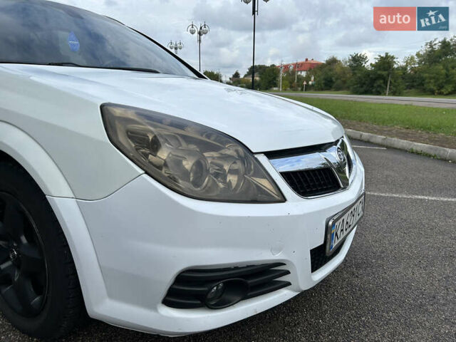 Белый Опель Вектра, объемом двигателя 1.9 л и пробегом 205 тыс. км за 3950 $, фото 17 на Automoto.ua
