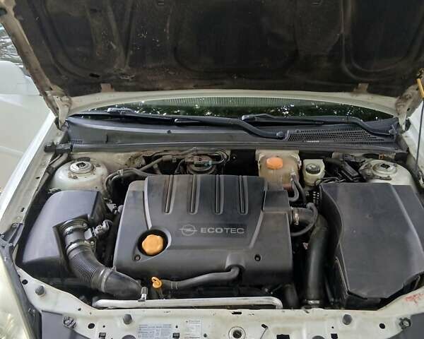 Білий Опель Вектра, об'ємом двигуна 0 л та пробігом 366 тис. км за 5800 $, фото 11 на Automoto.ua