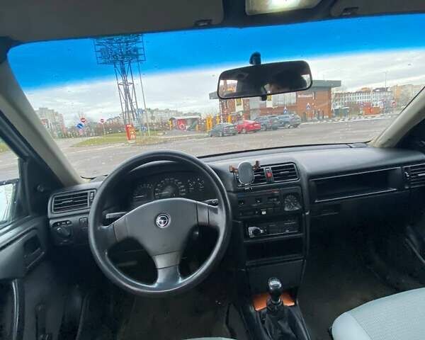 Белый Опель Вектра, объемом двигателя 2 л и пробегом 249 тыс. км за 1300 $, фото 5 на Automoto.ua