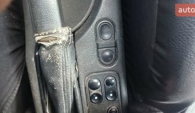 Білий Опель Вектра, об'ємом двигуна 1.6 л та пробігом 290 тис. км за 2500 $, фото 10 на Automoto.ua