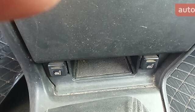 Білий Опель Вектра, об'ємом двигуна 1.6 л та пробігом 290 тис. км за 2500 $, фото 5 на Automoto.ua