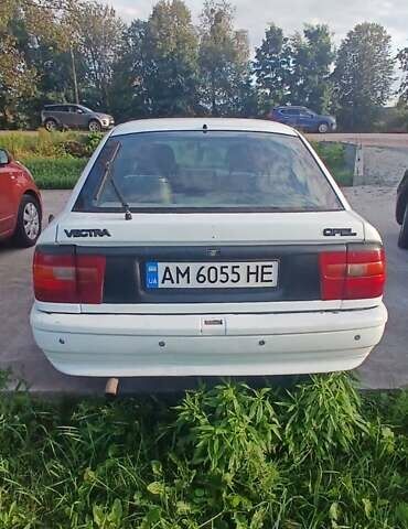 Білий Опель Вектра, об'ємом двигуна 1.6 л та пробігом 290 тис. км за 2500 $, фото 8 на Automoto.ua