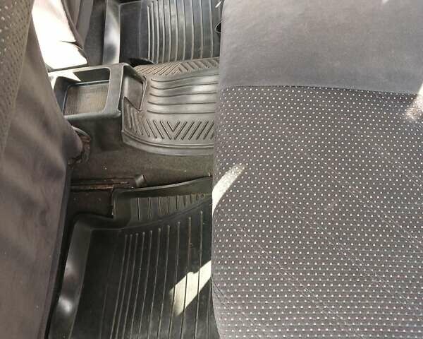 Белый Опель Вектра, объемом двигателя 1.8 л и пробегом 370 тыс. км за 2500 $, фото 9 на Automoto.ua