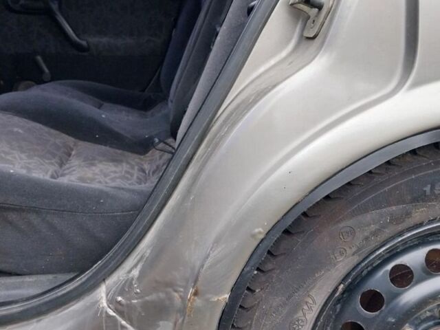 Бежевый Опель Вектра, объемом двигателя 2 л и пробегом 500 тыс. км за 1900 $, фото 4 на Automoto.ua