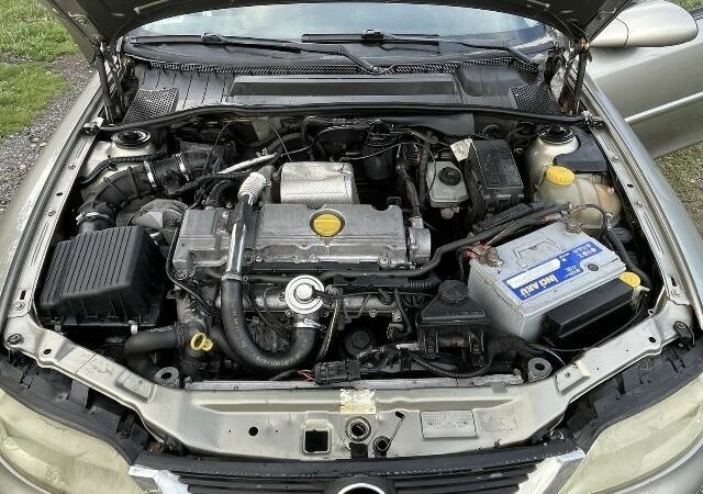 Бежевий Опель Вектра, об'ємом двигуна 2 л та пробігом 3 тис. км за 1700 $, фото 4 на Automoto.ua