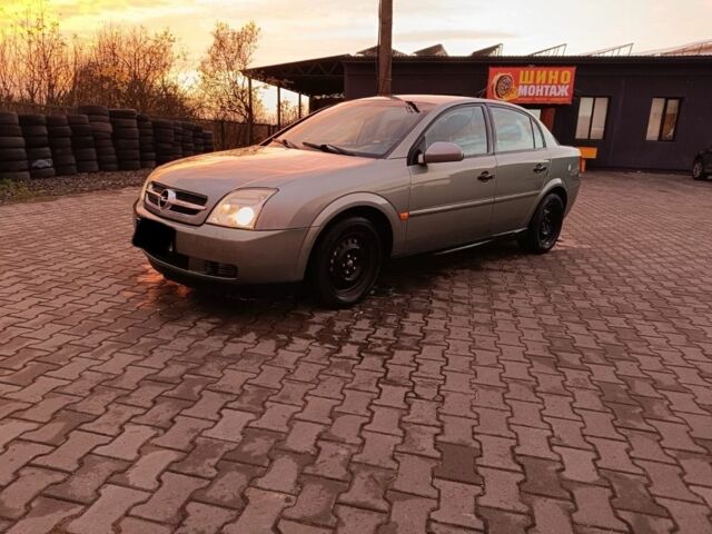 Бежевий Опель Вектра, об'ємом двигуна 2 л та пробігом 298 тис. км за 1500 $, фото 6 на Automoto.ua