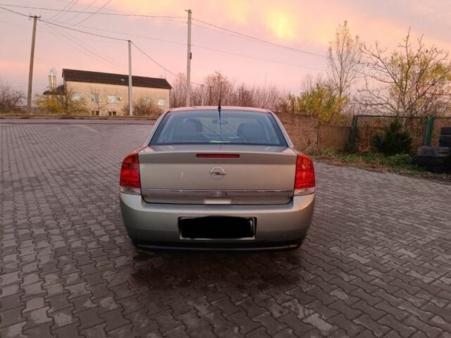 Бежевий Опель Вектра, об'ємом двигуна 2 л та пробігом 298 тис. км за 1500 $, фото 3 на Automoto.ua