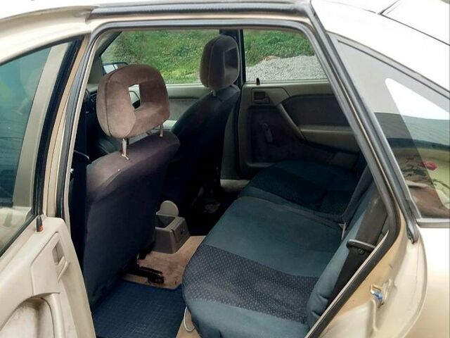 Бежевый Опель Вектра, объемом двигателя 2 л и пробегом 471 тыс. км за 1500 $, фото 11 на Automoto.ua