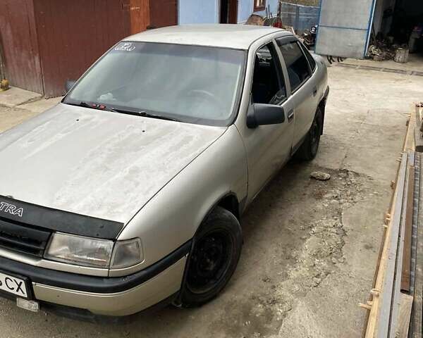 Бежевий Опель Вектра, об'ємом двигуна 2 л та пробігом 470 тис. км за 999 $, фото 1 на Automoto.ua