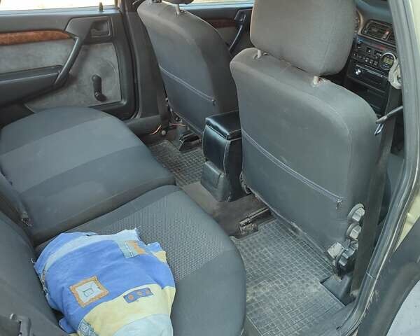 Бежевий Опель Вектра, об'ємом двигуна 2 л та пробігом 245 тис. км за 1450 $, фото 2 на Automoto.ua
