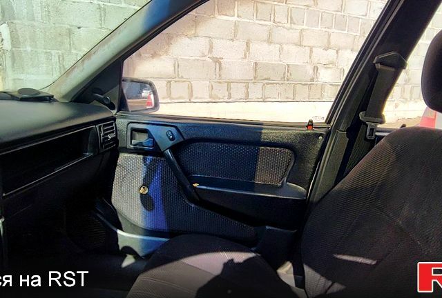 Бежевый Опель Вектра, объемом двигателя 1.6 л и пробегом 330 тыс. км за 800 $, фото 9 на Automoto.ua