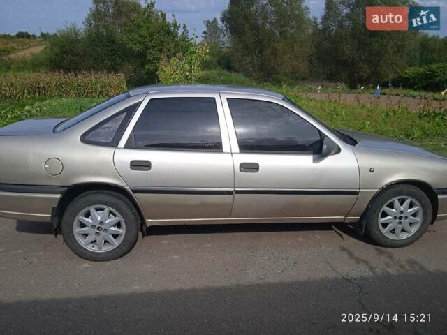 Опель Вектра 1993 в Львове на Automoto.ua Бежевый Опель Вектра, объемом двигателя 1.6 л и пробегом 400 тыс. км за 1500 $, фото 3 на Automoto.ua